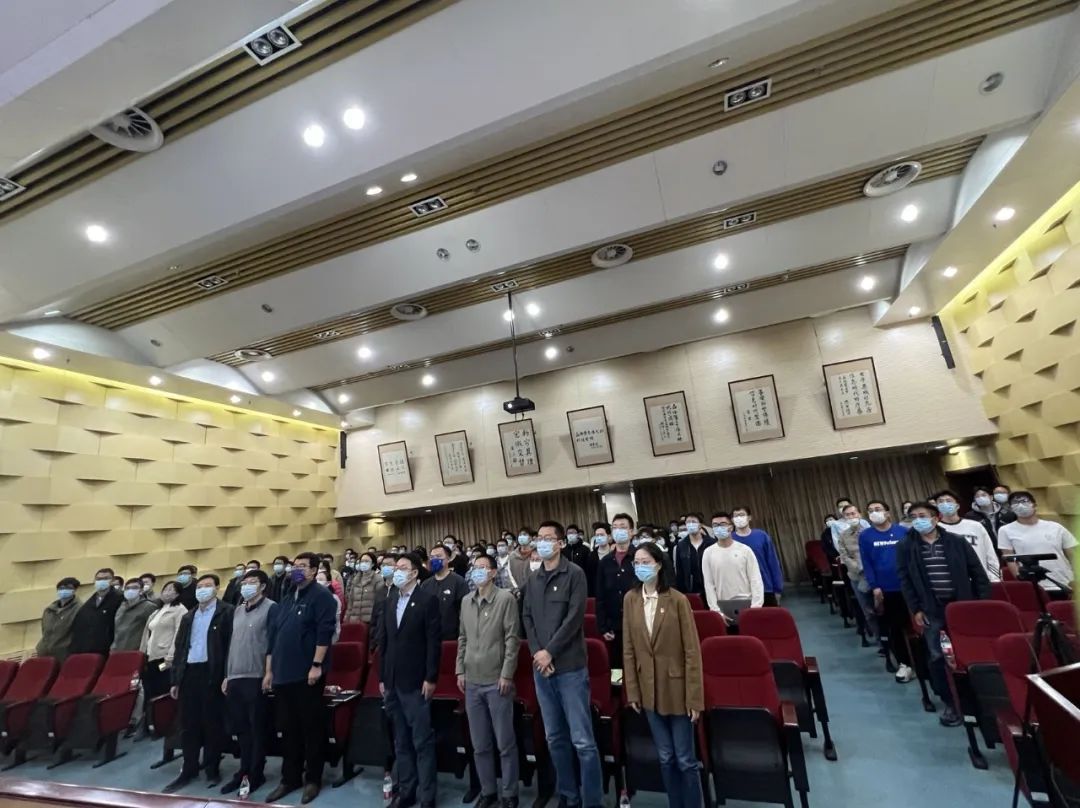 b955ae75b9794da99280fe01a00456d5.jpg b955ae75b9794da99280fe01a00456d5.jpg