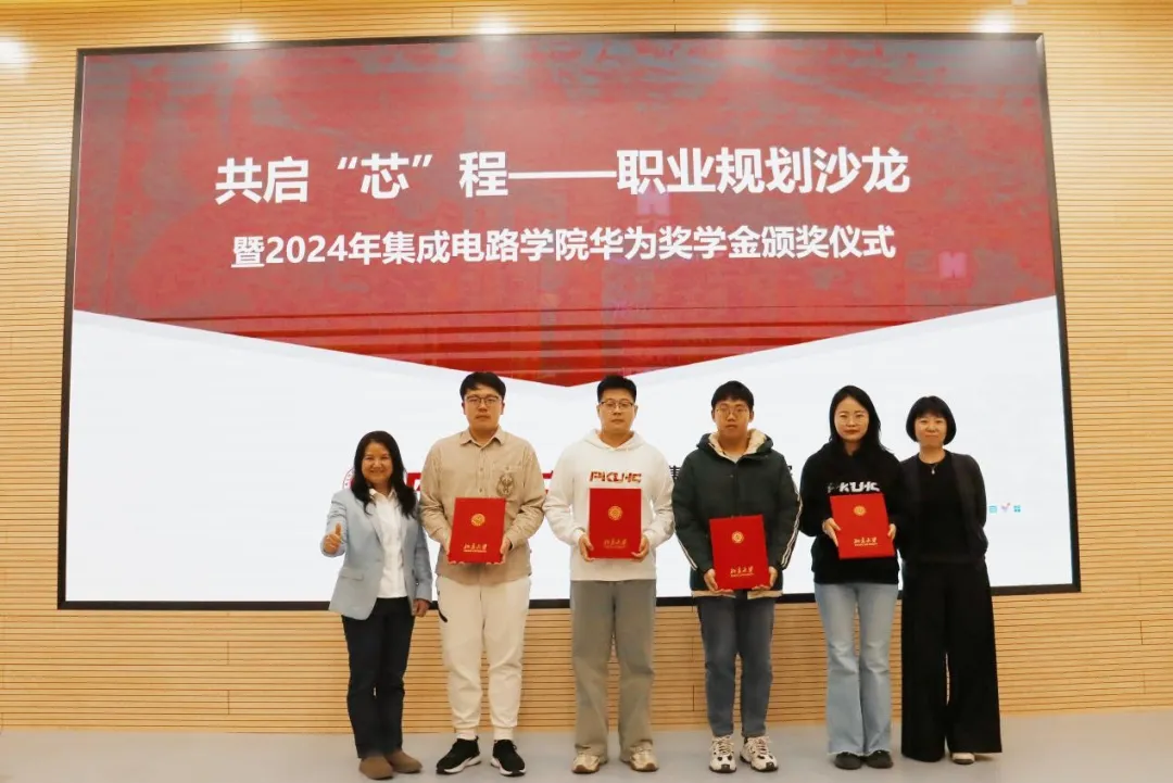 13d1592be46648d2a78a509857fc8245.jpg 13d1592be46648d2a78a509857fc8245.jpg